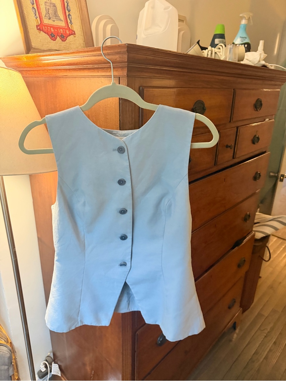 Aritzia Wilfred Light Blue Button-Front vest size 8